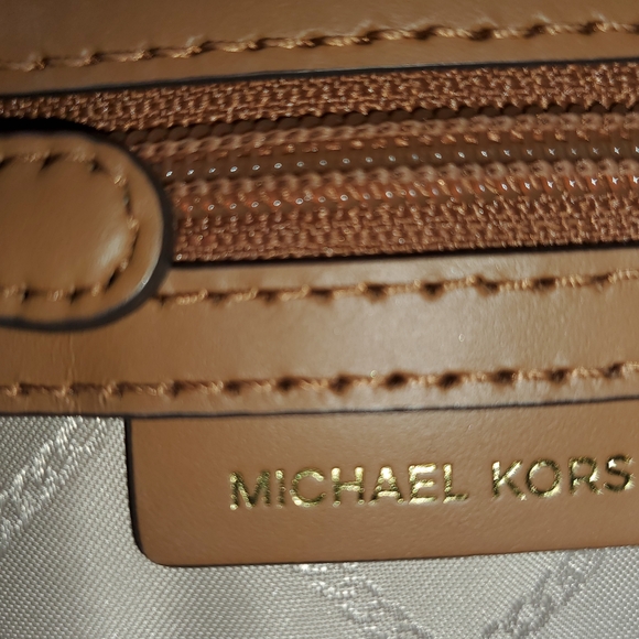 MICHAEL Michael Kors Manhattan Medium Logo and Leather Backpack - Picture 7 of 7